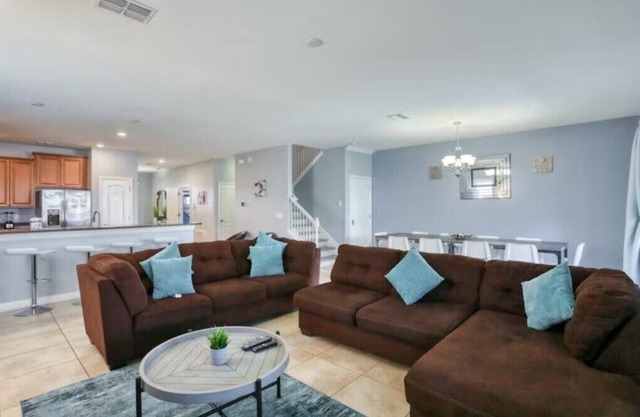 Spacious 9 Bed Pool Home with Game Room-1461BTR