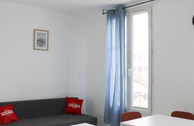 Spacious and brand new cocoon near downtown