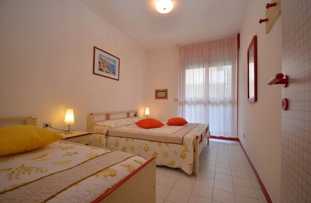 Spacious and comfortable apartment with terrace in Bibione