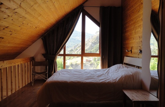 Spacious apartment in chalet with a beautiful view!