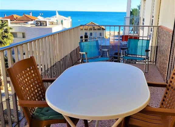 Spacious apartment in Tavernes de la Valldigna with sea view