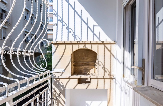 Spacious Apartment on Bagdat Street Kadikoy