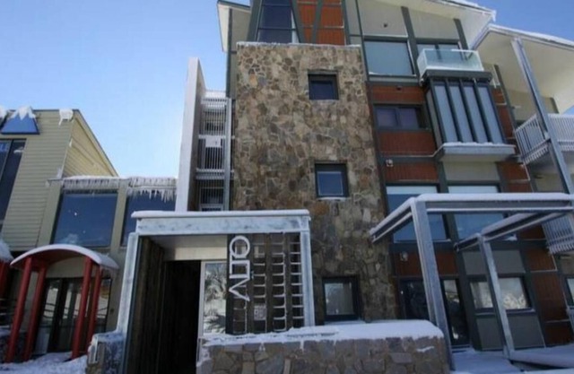 Spacious bright apartment in fabulous location