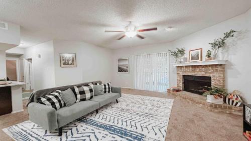 Spacious Family Value Retreat with Pool & Garage