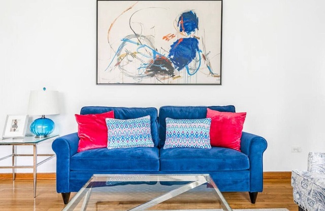 Spacious, Good Location & Parking!