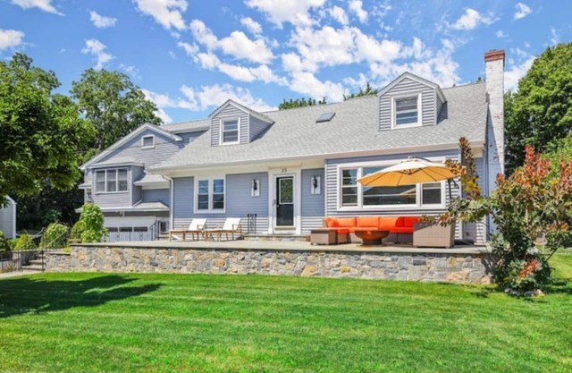 Spacious Gulf Beach Home
