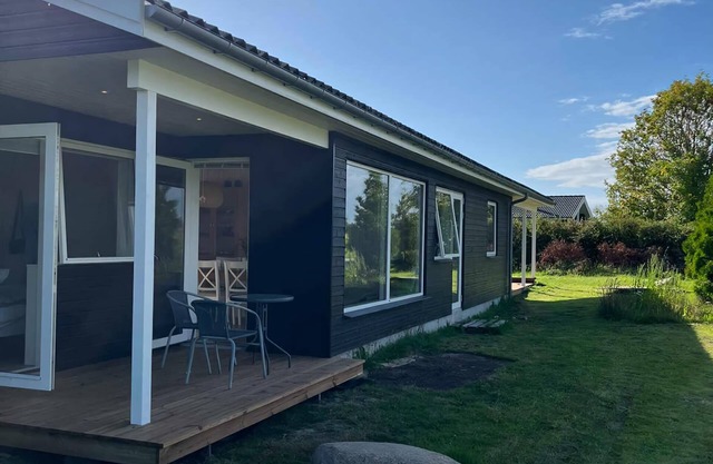 Spacious holiday home on Bogø