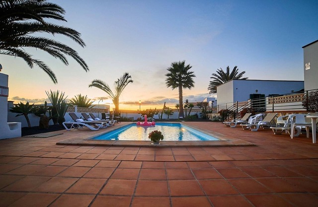 Spacious Holiday Home in La Oliva
