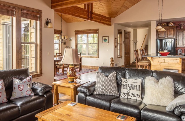 Spacious Home with 2 Kitchens and 2 Living Rooms