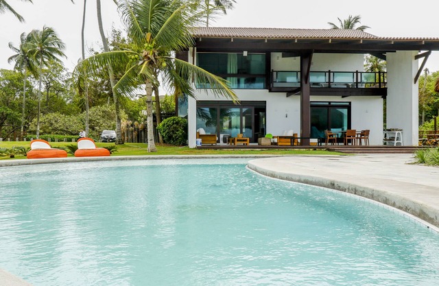 Spacious house located on one of the most beautiful beaches on the coast of Pernambuco