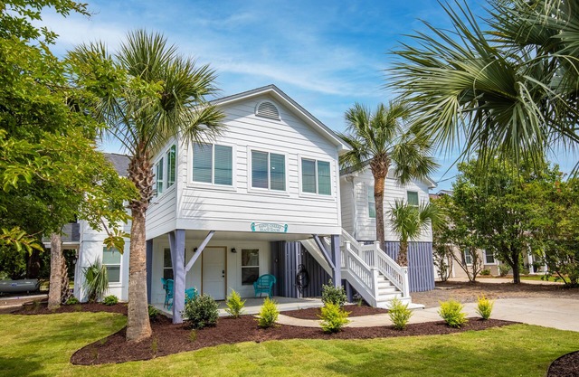 Spacious Isle of Palms Beach Home with Hot Tub, Game Room, & Modern Amenities