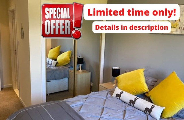 Spacious, luxury 2 bedroom deluxe en-suite apartment.
