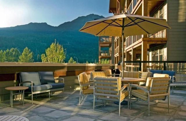 Spacious + Modern Suite | Minutes from Whistler