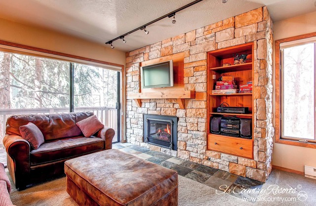 Spacious, Multi-Level Home Walking Distance to Slopes, Town & Pool