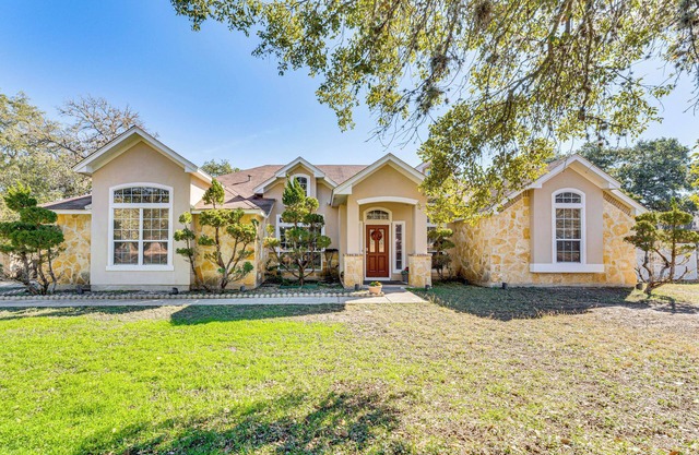 Spacious San Antonio Home w/Outdoor Oasis!