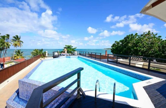 Spacious seaside apartment in Las Terrenas.