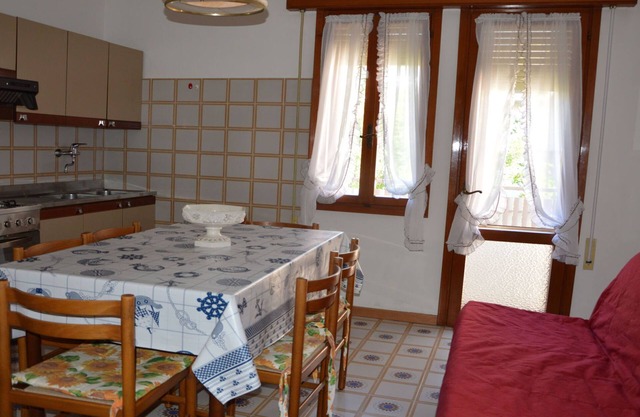 Spacious seaside flat in Caorle