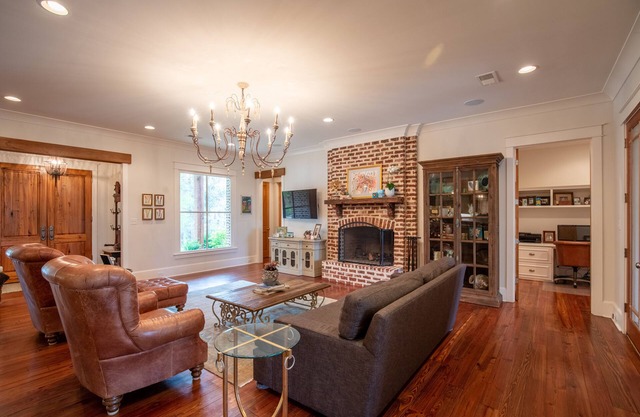 Spacious, serene retreat perfect for Oxford visits New listing!