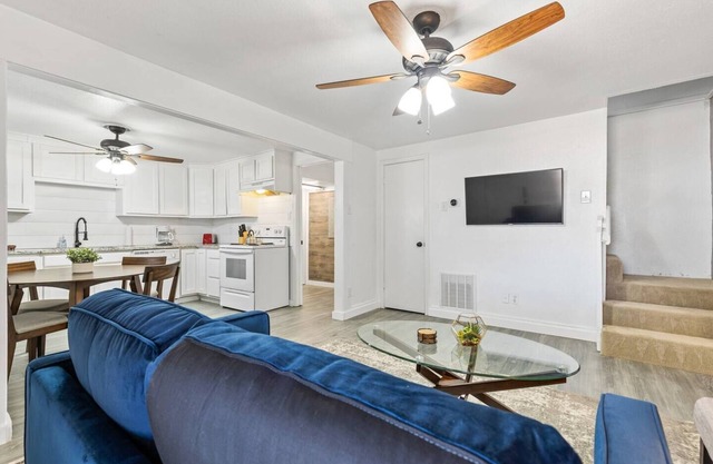 Spacious TCU 2 Living Rooms, 4 Bedroom, 3 Bath Charming home