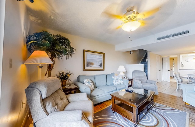 Spacious Villa with Shared Pool, Hot tub & Lagoon Views - Walk to Beach