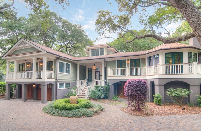 Spacious Waterfront Home with Lagoon & Golf Course Views - Near Beach