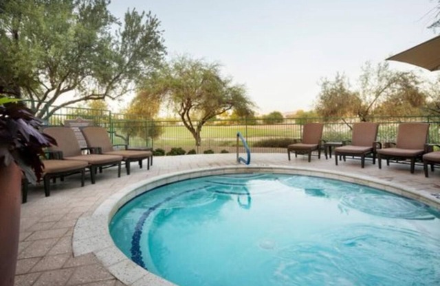 Spacious, well-appointed 2 bedroom 2 bath villa premiere resort in Scottsdale.