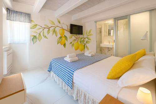 Spagna Lemon Suites