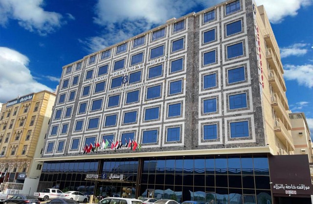 Sparrow Apartments Hotel