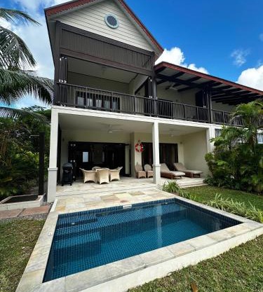 Spas Villas Eden Island
