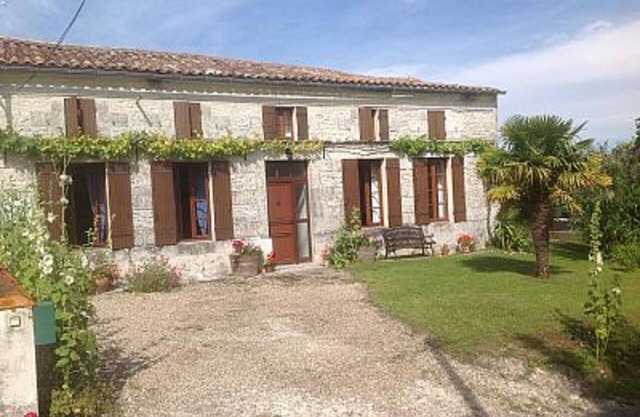 Special Offer! Beautiful hill top House with Private Heated Pool, Stunning Views