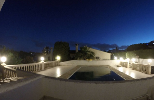 Special long-term price/from 15. 10 to 15. 12. 209, 850 Euros/week + charge