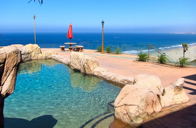 Spectacular Oceanfront home