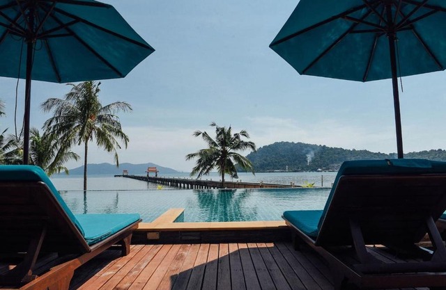 Spectacular Views - Infinity Pool