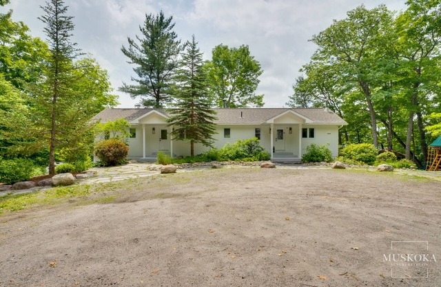 Spectacular views of beautiful Lake Rosseau!