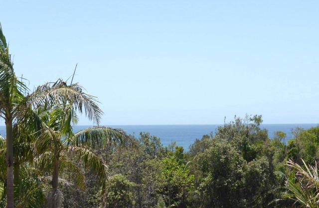 Spookys 5, 5/8 Bay St