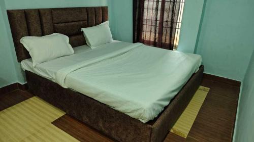 SPOT ON Hotel Shivansh