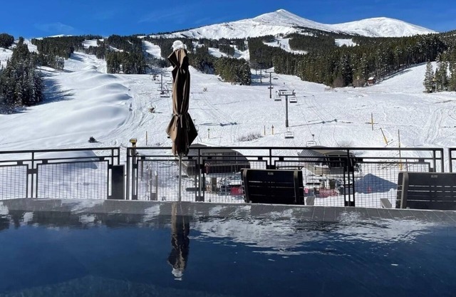 Spring Break @ Premier Ski in/Ski out Luxurious Residence on Peak 8, fits 12 ppl