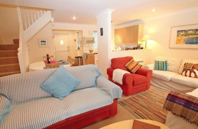 SPRING TIDE, family friendly in Falmouth