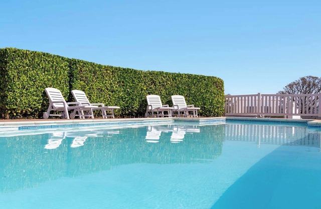 Springfield Deer View - Private Hot Tub & Communal Swimming Pool with Fishing ne