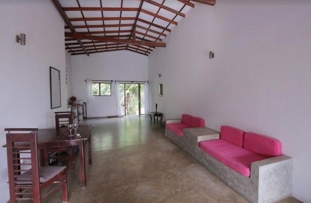 Sri Lanka 4br Beach House