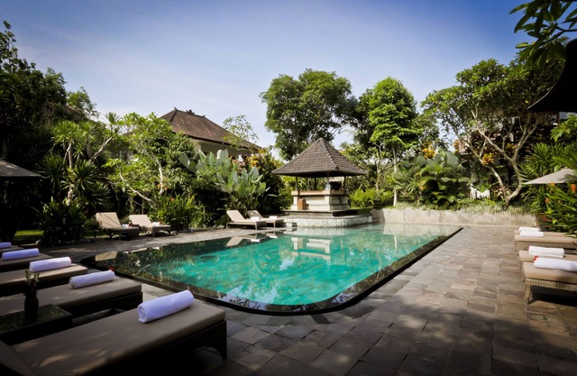 Sri Ratih Cottages