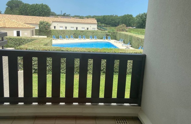 St Cyprien Luxury apartment with swimming pool near the beach