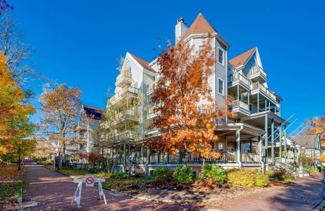 St Elmo 210 condo