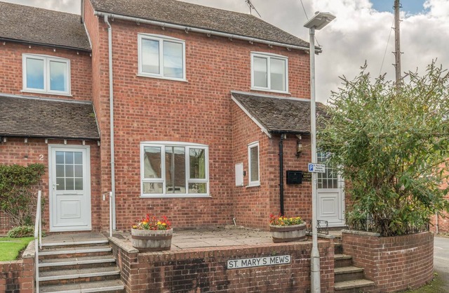 Marys Mews Cottage 