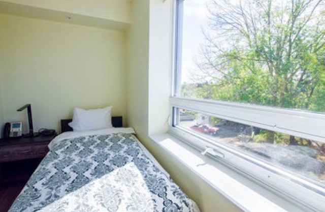 St. Paul's University College - Twin Room