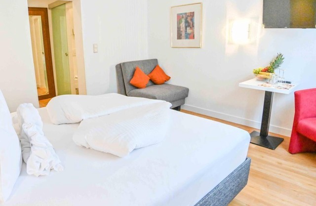 Standard Doppelzimmer Waldseite - Hotel Bellevue
