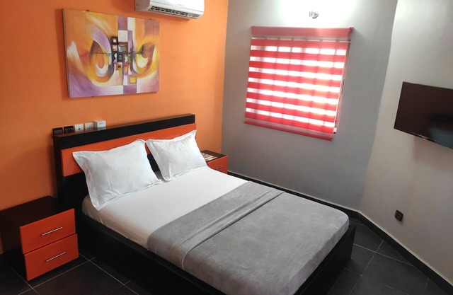 Standard Double Bed in Royal Blue Guest House and Bar
