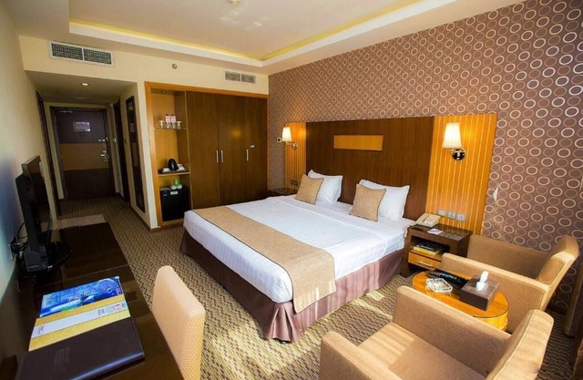 Standard Room Near Tudomart By Luxury Bookings
