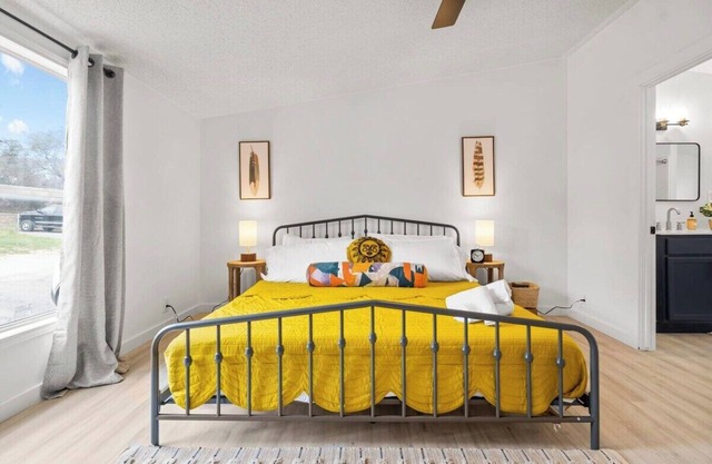 Starlight Horizon Cabin C – Pool and Retreat | Pet-Friendly Texas Hill Country C