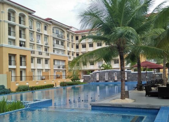 Stay at Sanremo Oasis Cebu